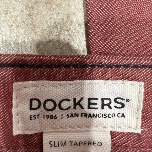 Dockers / Men's Rust Red Alpha Khaki Slim Tapered Fit Pants - Picture 3 of 10